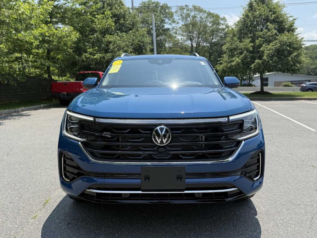 new 2025 Volkswagen Atlas car, priced at $50,770