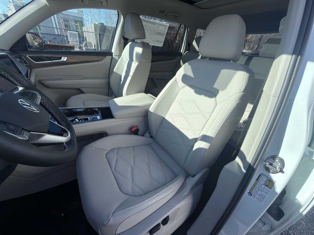 new 2026 Volkswagen Atlas car, priced at $45,007