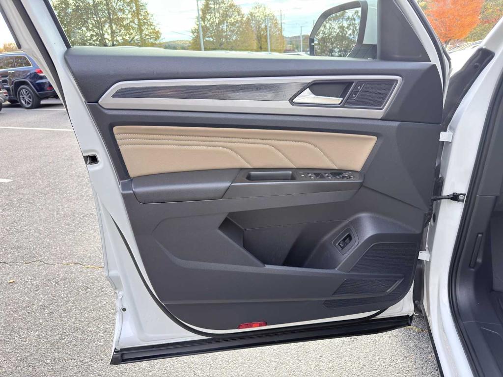 used 2020 Volkswagen Atlas Cross Sport car, priced at $25,741