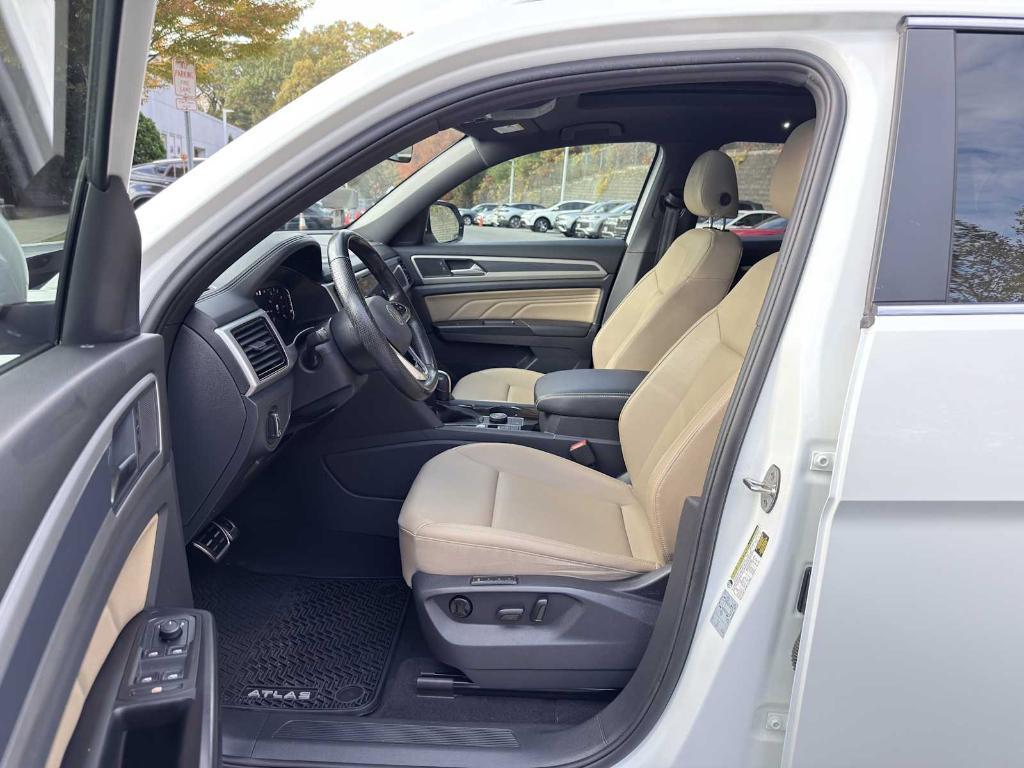 used 2020 Volkswagen Atlas Cross Sport car, priced at $25,741