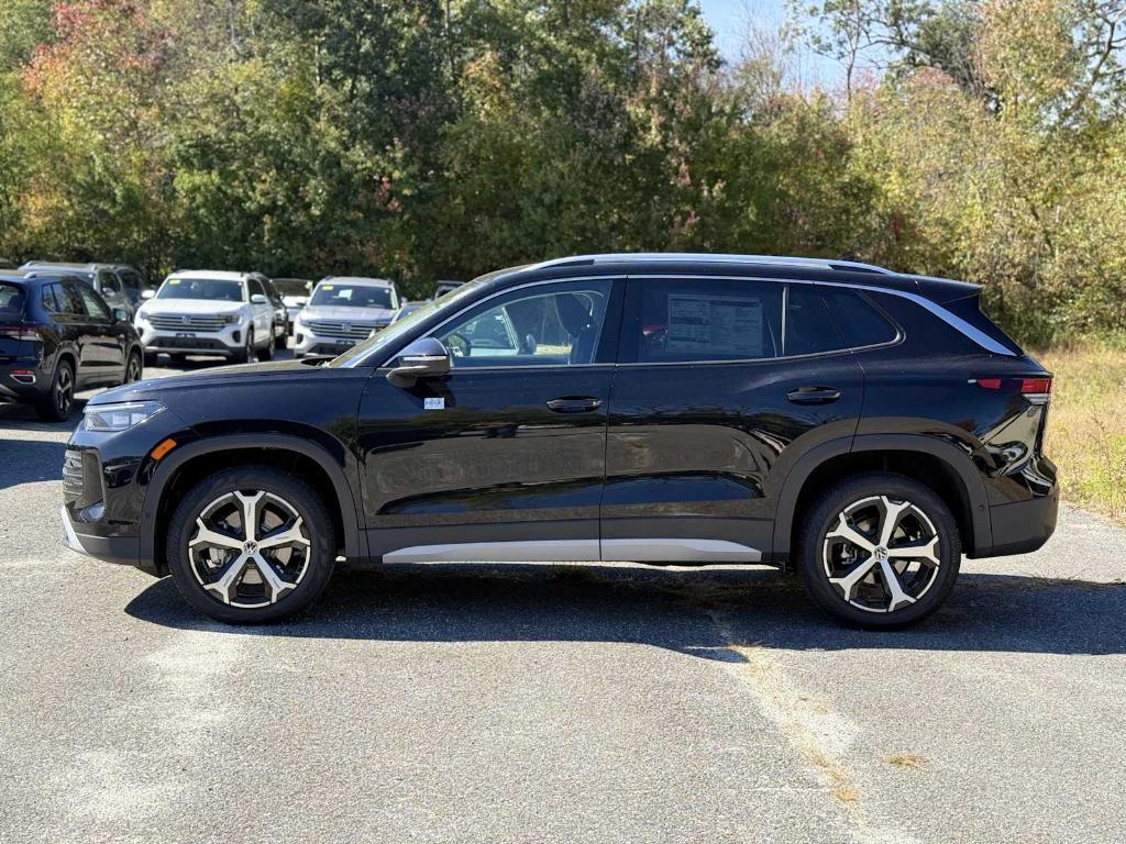 new 2025 Volkswagen Tiguan car, priced at $34,018