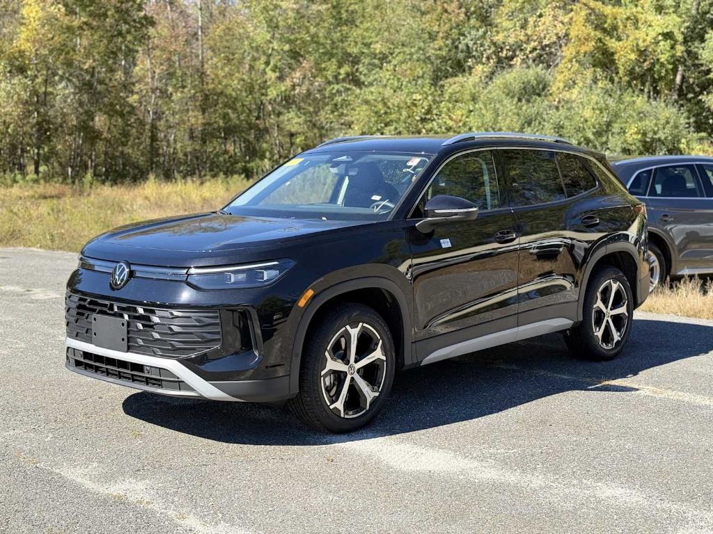 new 2025 Volkswagen Tiguan car, priced at $34,018