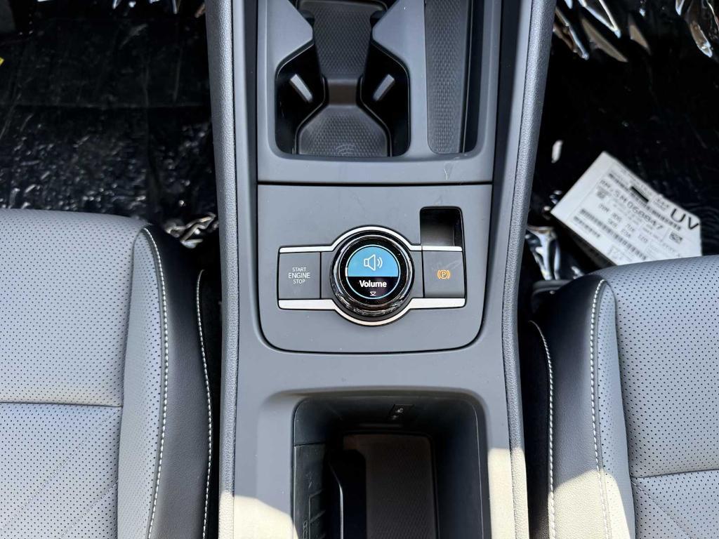 new 2025 Volkswagen Tiguan car, priced at $34,018