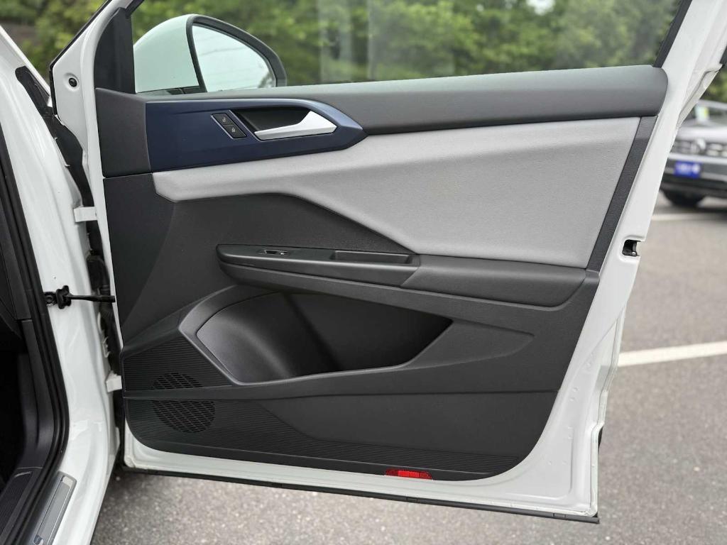 used 2022 Volkswagen Taos car, priced at $23,136
