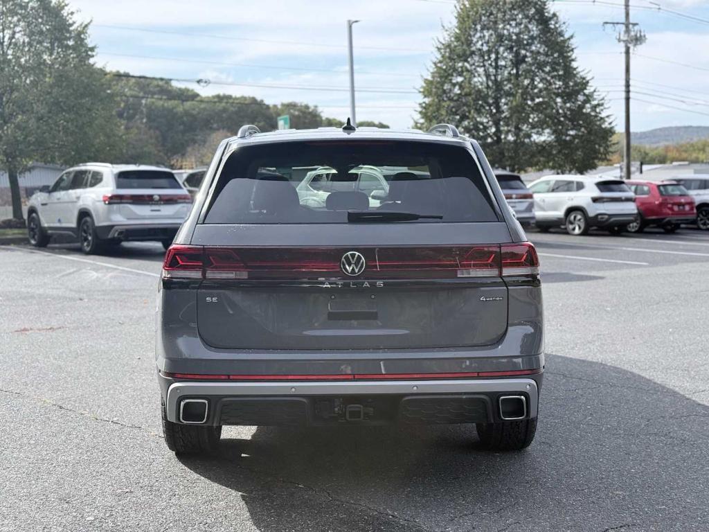 new 2026 Volkswagen Atlas car, priced at $47,364