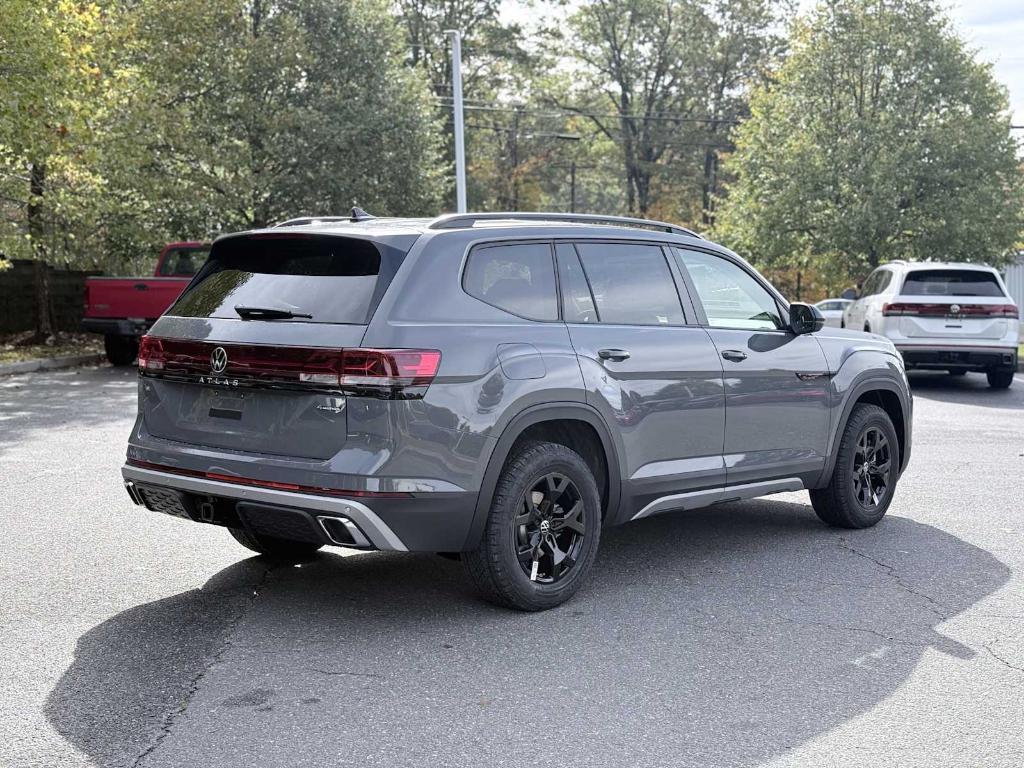 new 2026 Volkswagen Atlas car, priced at $47,364