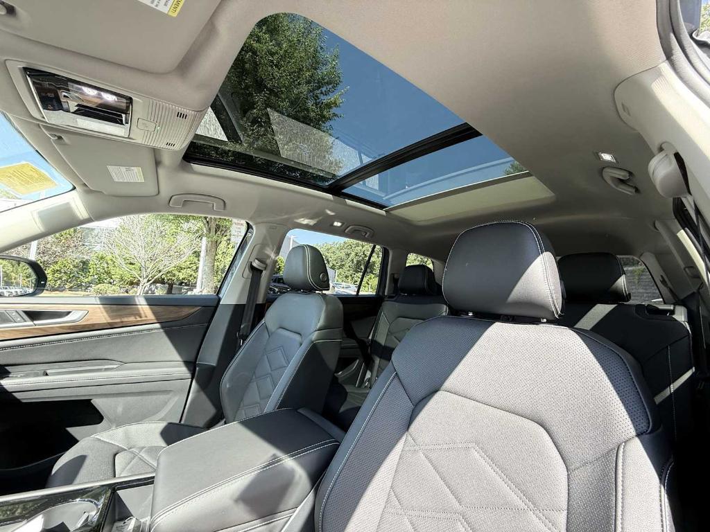 new 2026 Volkswagen Atlas car, priced at $47,605