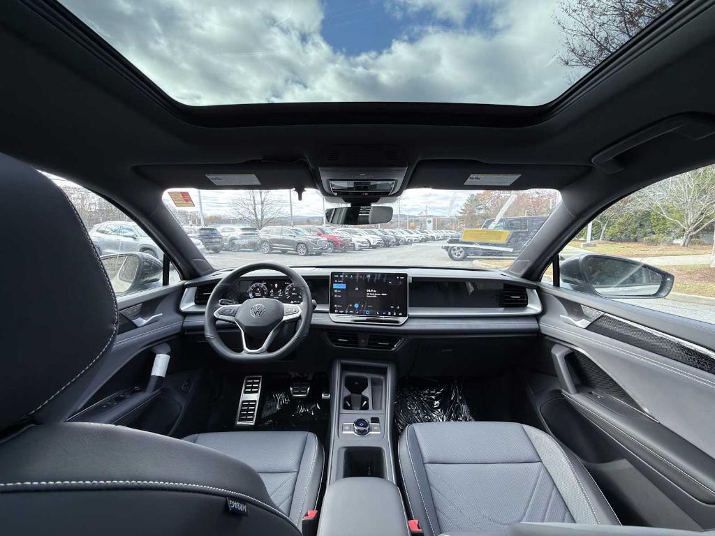 new 2026 Volkswagen Tiguan car, priced at $39,665