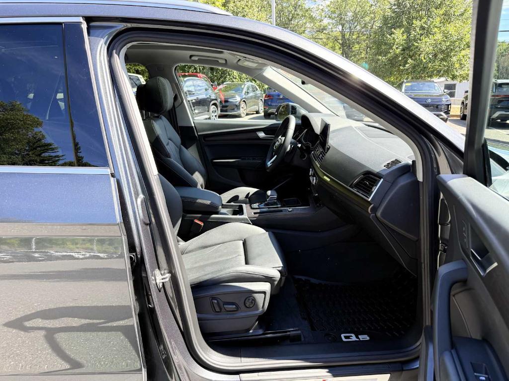 used 2024 Audi Q5 e car, priced at $40,495