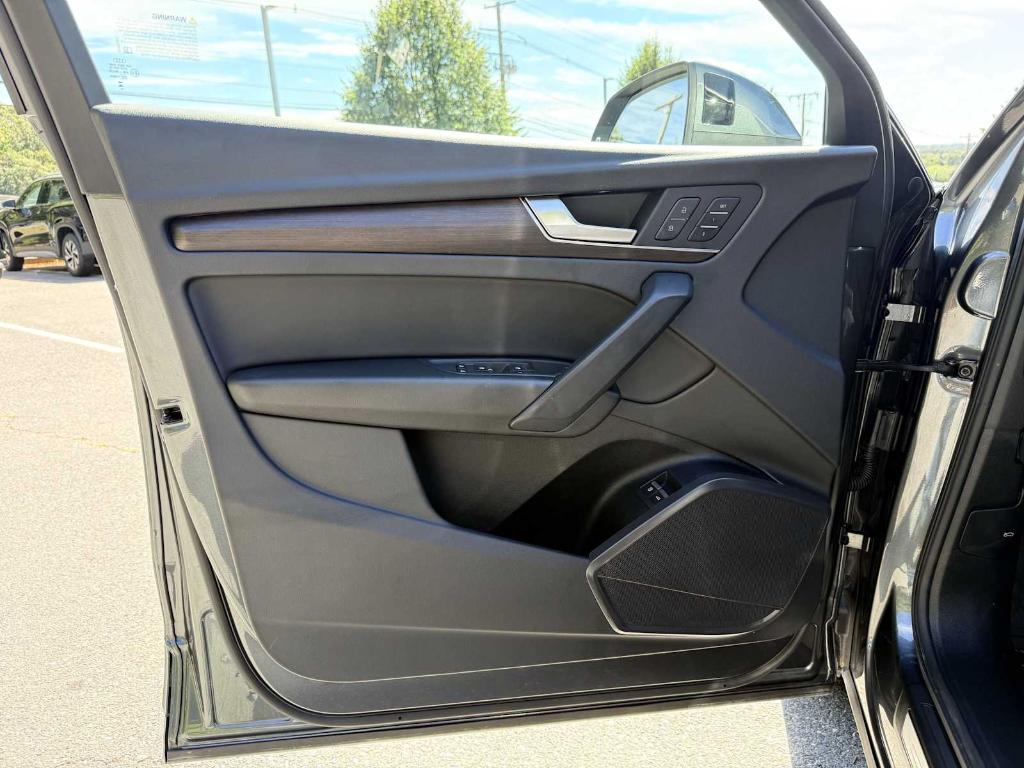 used 2024 Audi Q5 e car, priced at $40,495