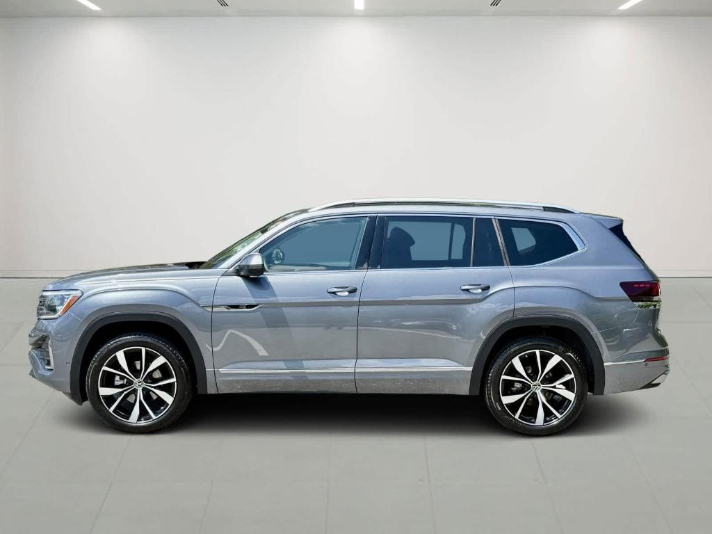 used 2025 Volkswagen Atlas car, priced at $51,997