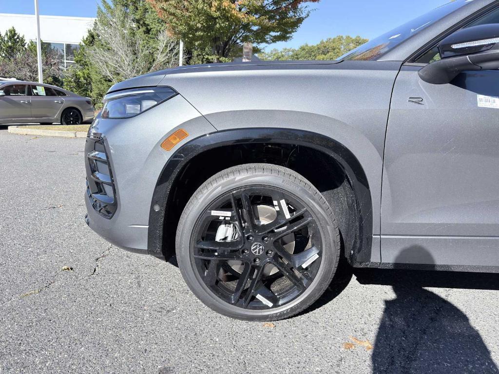 new 2026 Volkswagen Tiguan car, priced at $41,337