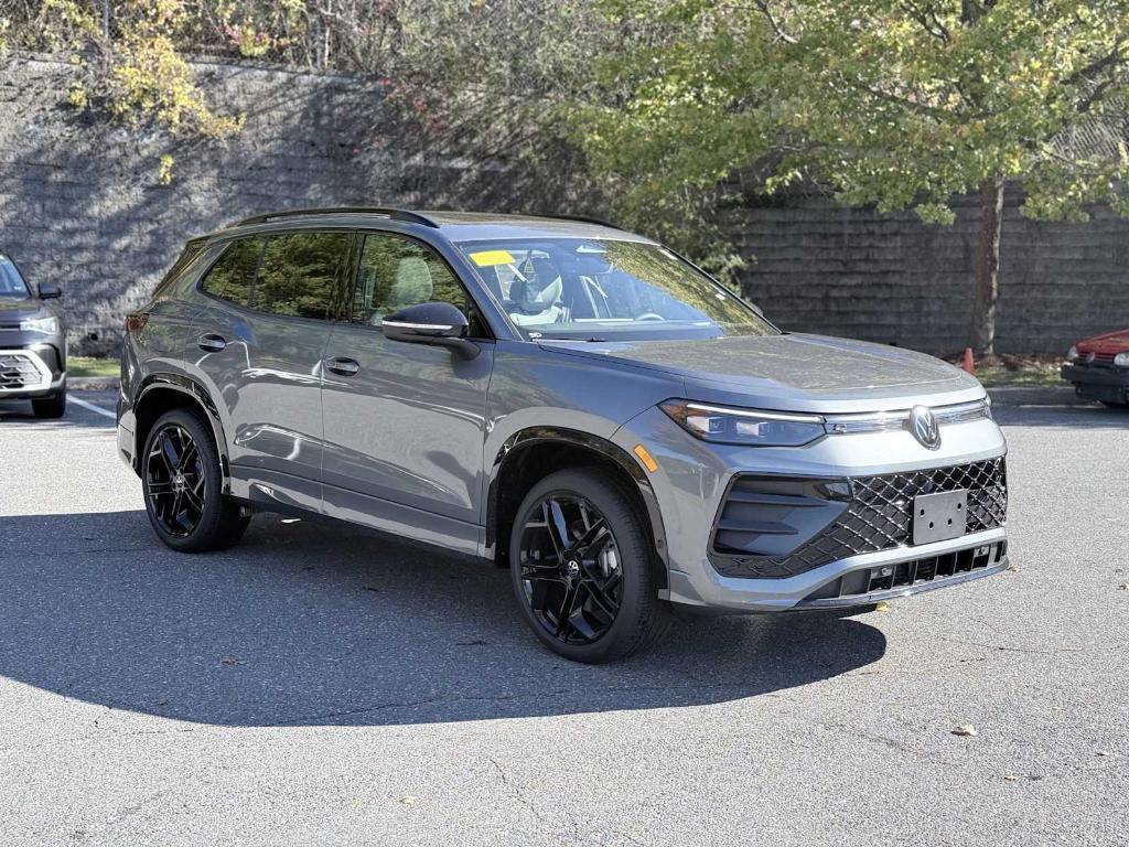 new 2026 Volkswagen Tiguan car, priced at $41,337