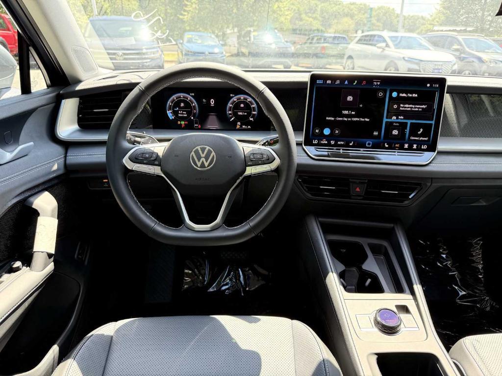 new 2025 Volkswagen Tiguan car, priced at $34,737