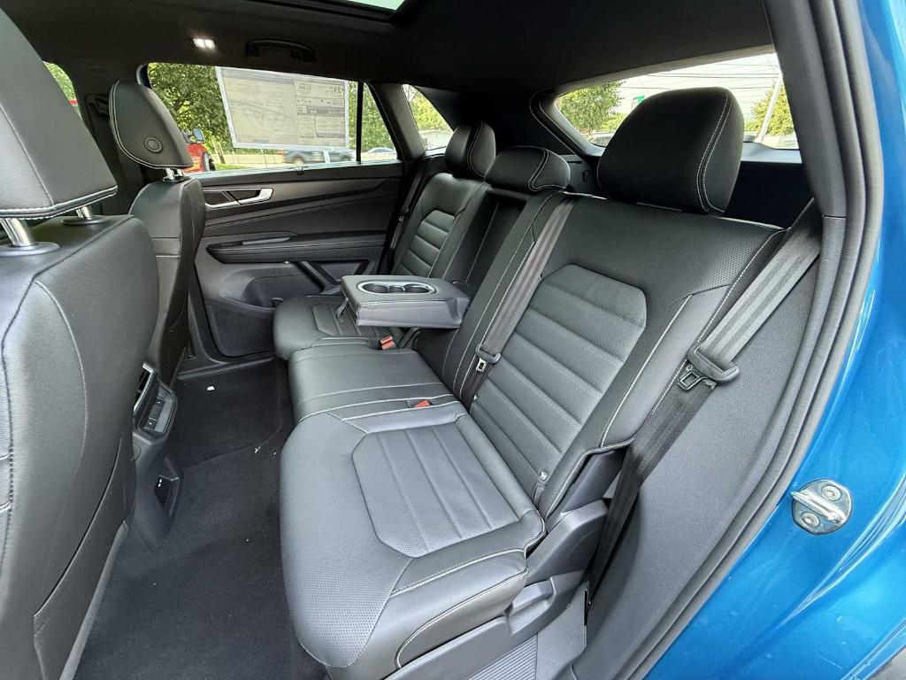new 2025 Volkswagen Atlas Cross Sport car, priced at $48,747