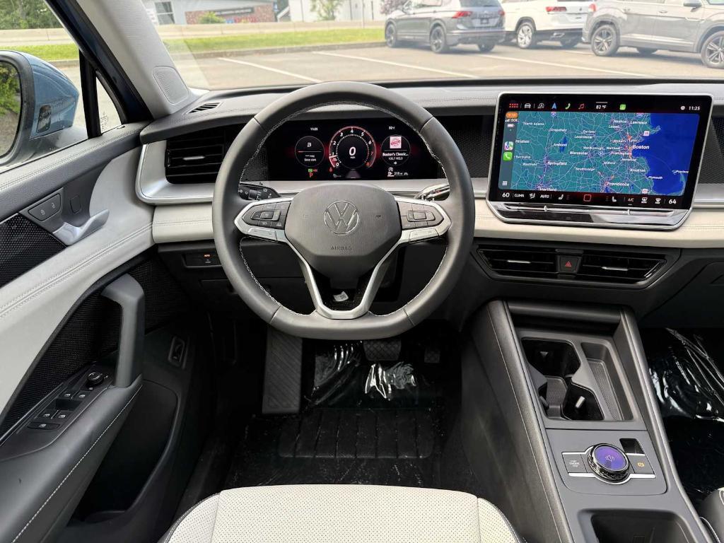 new 2025 Volkswagen Tiguan car, priced at $35,936