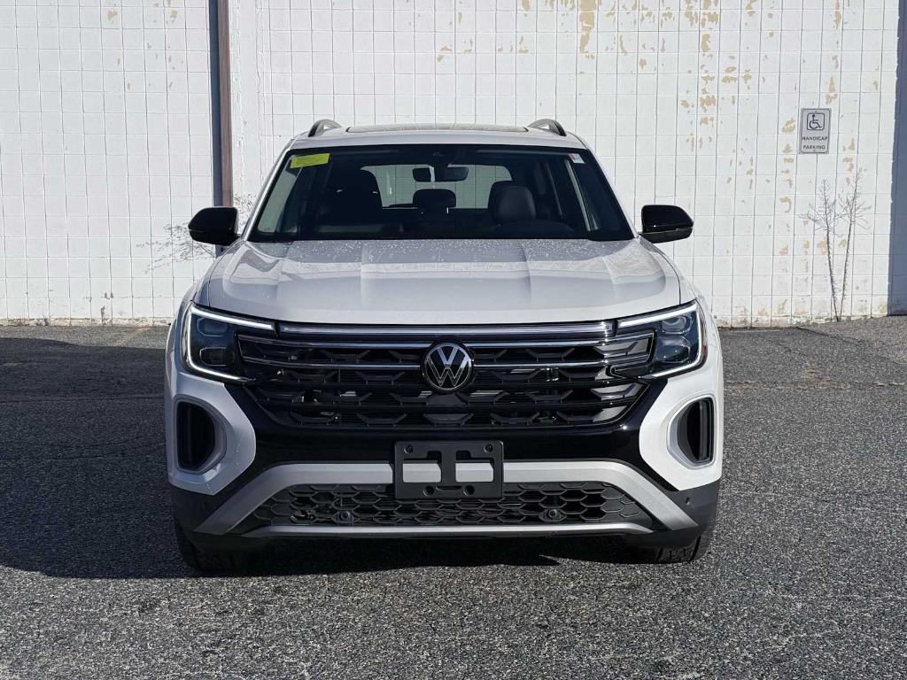 new 2026 Volkswagen Atlas car, priced at $48,040
