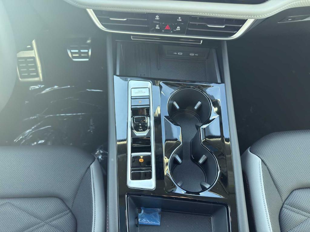 new 2026 Volkswagen Atlas car, priced at $48,040