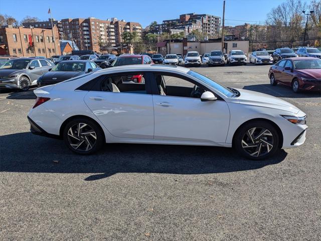 new 2024 Hyundai Elantra car, priced at $26,470