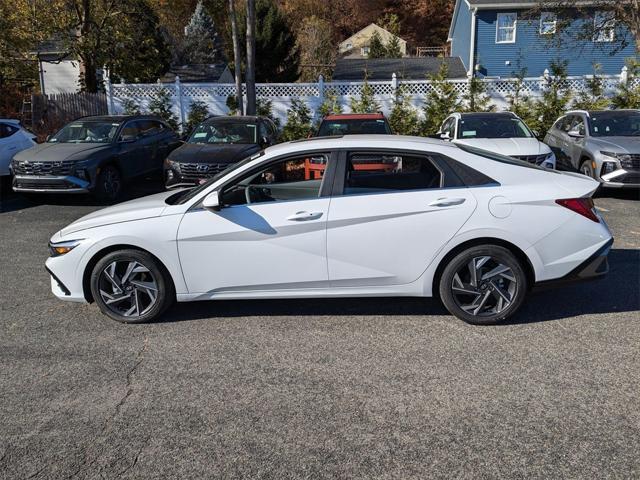 new 2024 Hyundai Elantra car, priced at $26,470