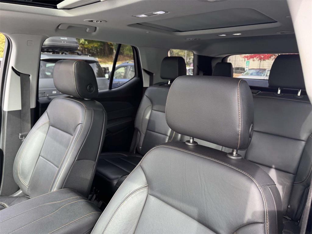 used 2021 Chevrolet Traverse car, priced at $25,741