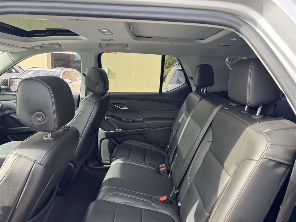 used 2021 Chevrolet Traverse car, priced at $25,741