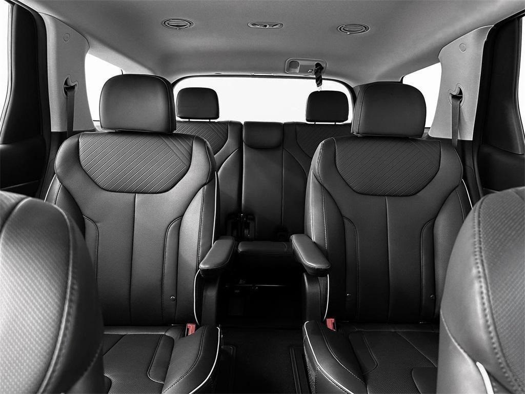 used 2025 Hyundai Palisade car, priced at $43,905