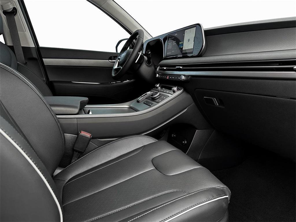 used 2025 Hyundai Palisade car, priced at $43,905