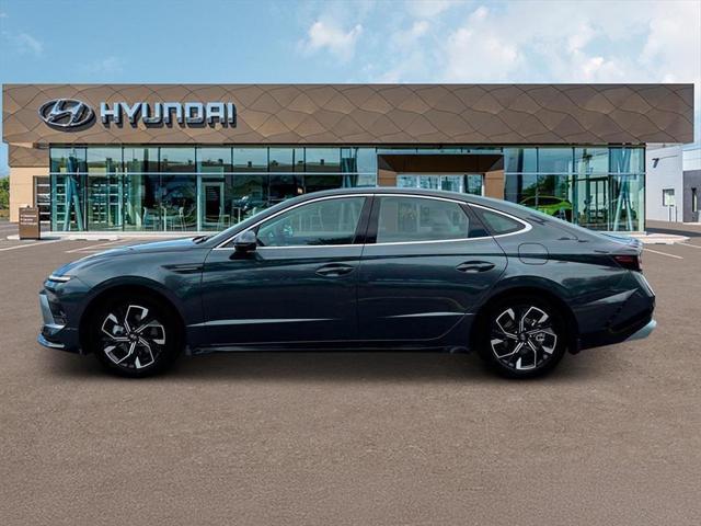 new 2025 Hyundai Sonata car, priced at $29,980