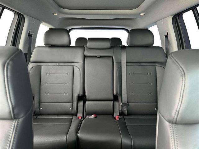 new 2025 Hyundai Santa Fe car, priced at $46,070