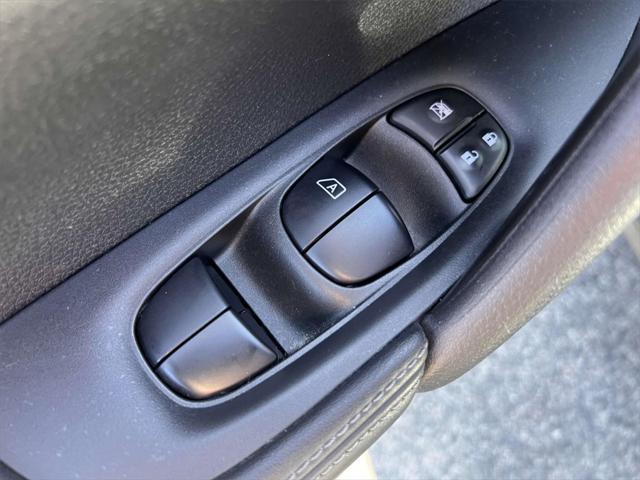 used 2020 Nissan Rogue car, priced at $15,079