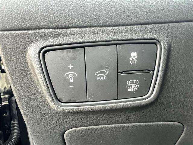 used 2022 Hyundai TUCSON Hybrid car, priced at $26,999