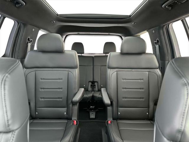 new 2025 Hyundai Santa Fe car, priced at $48,525