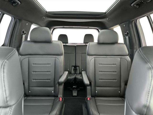 new 2025 Hyundai Santa Fe car, priced at $48,325