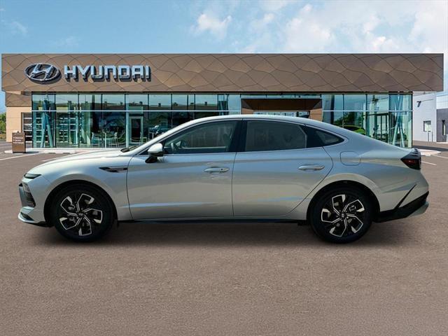 new 2025 Hyundai Sonata car, priced at $29,970