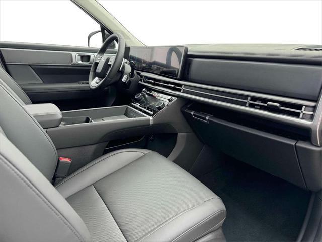 new 2025 Hyundai Santa Fe car, priced at $41,055