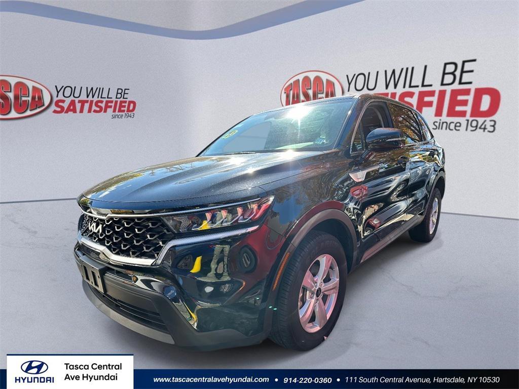used 2023 Kia Sorento car, priced at $23,240