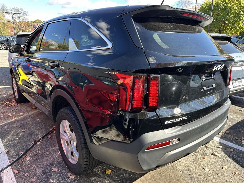 used 2023 Kia Sorento car, priced at $21,356
