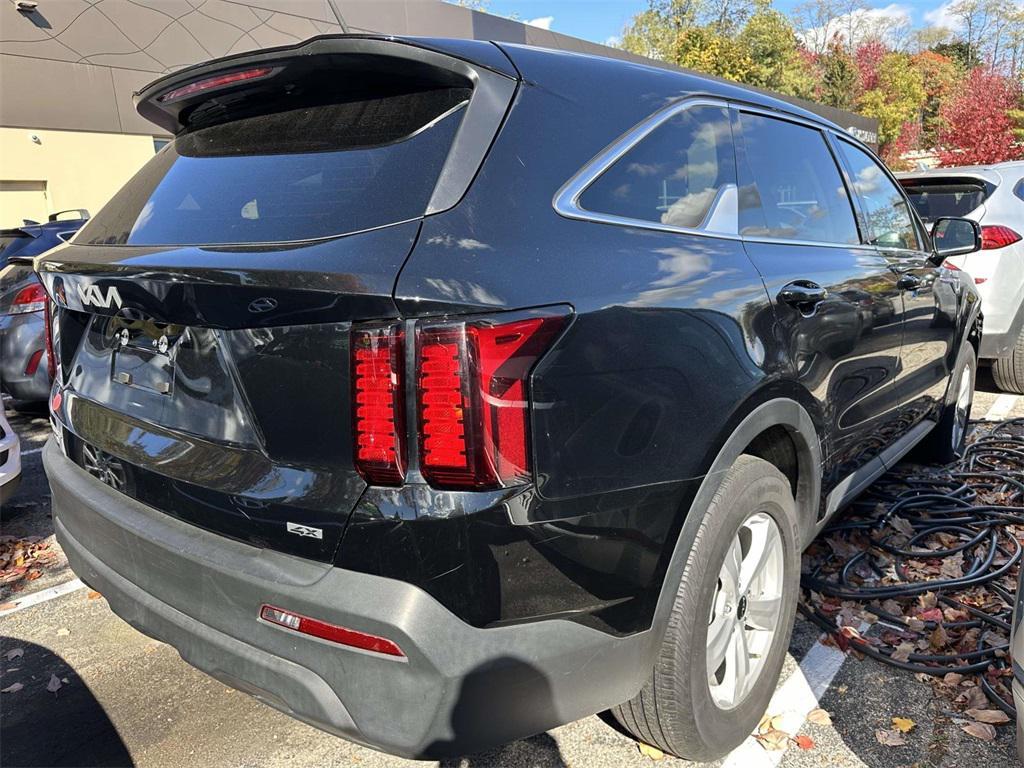 used 2023 Kia Sorento car, priced at $21,356