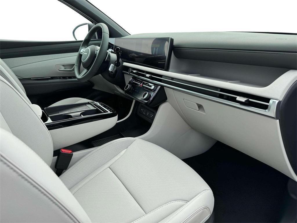 new 2025 Hyundai TUCSON Hybrid car, priced at $43,930