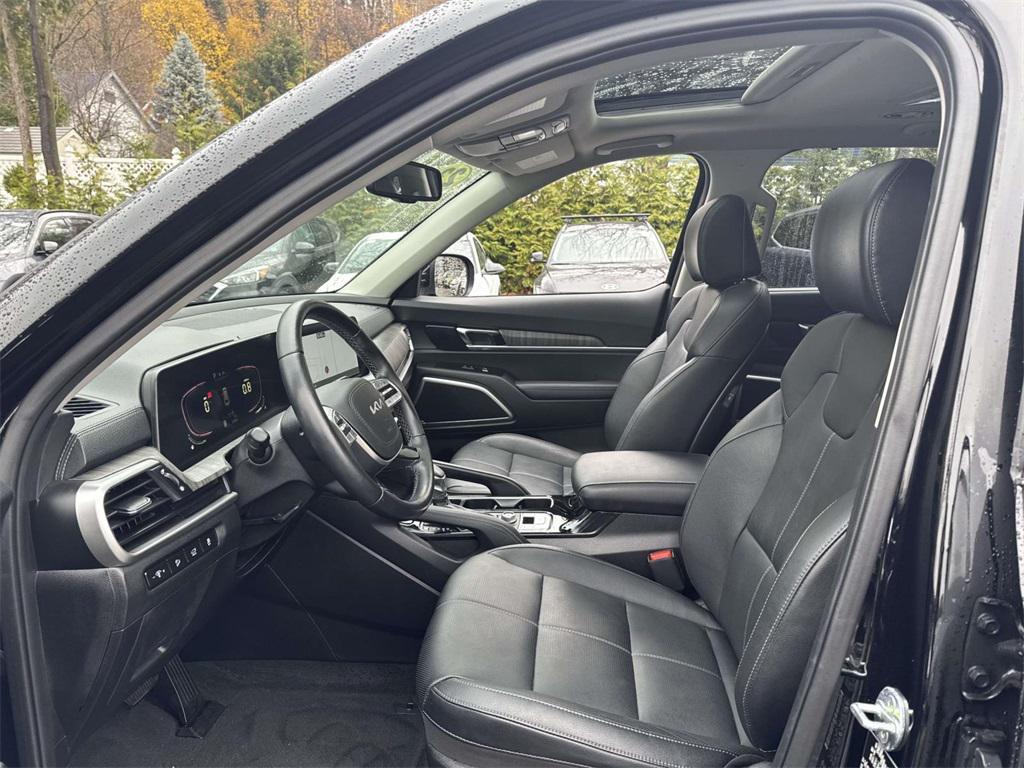 used 2023 Kia Telluride car, priced at $36,347