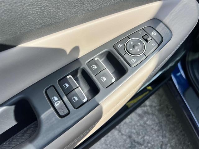 used 2023 Hyundai Santa Fe car, priced at $30,995