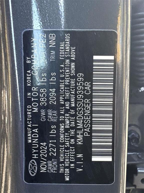 used 2025 Hyundai Elantra car, priced at $22,488