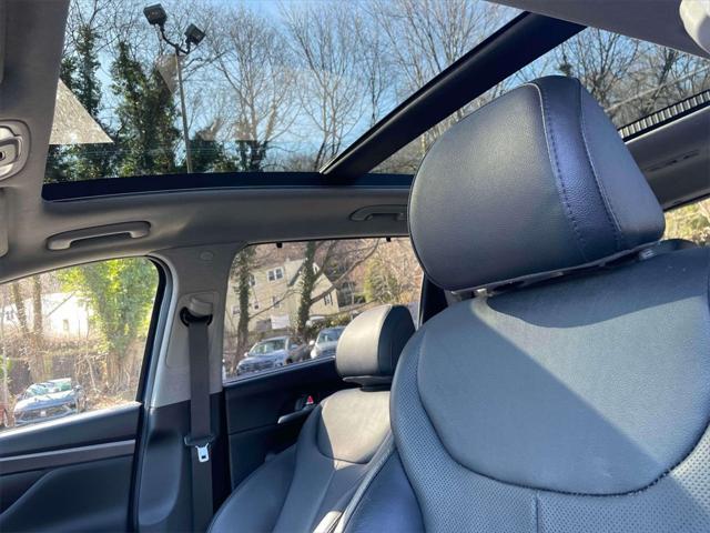 used 2020 Hyundai Santa Fe car, priced at $20,321