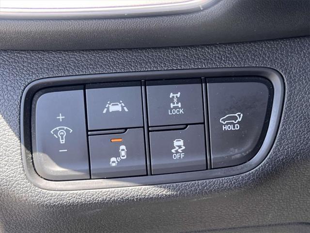 used 2020 Hyundai Santa Fe car, priced at $18,999
