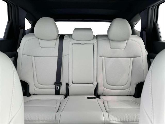 new 2025 Hyundai TUCSON Hybrid car, priced at $42,614