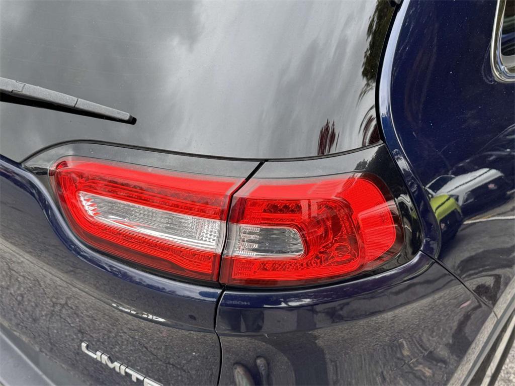 used 2016 Jeep Cherokee car, priced at $12,999