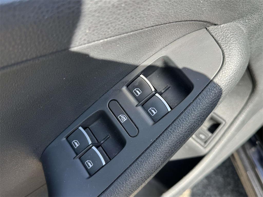 used 2016 Volkswagen Jetta car, priced at $9,995