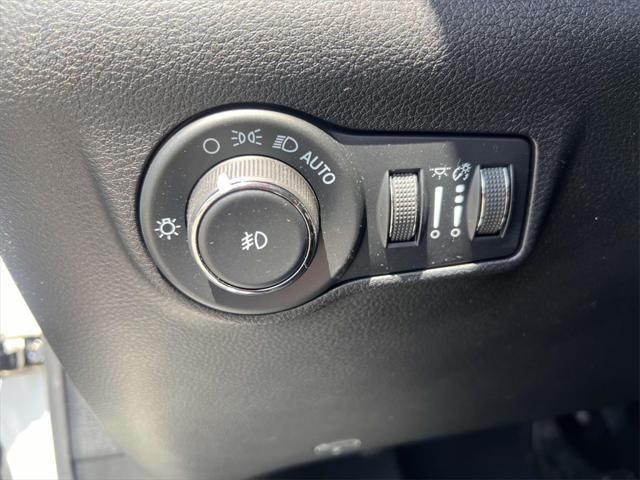 used 2022 Jeep Compass car, priced at $25,521