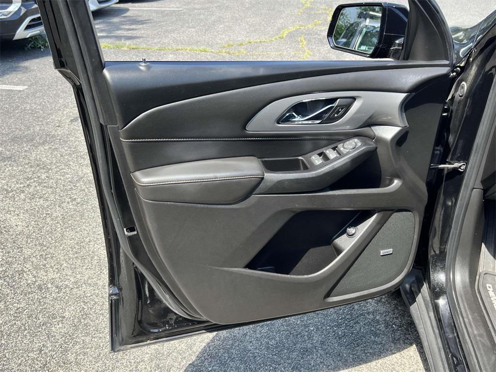 used 2020 Chevrolet Traverse car, priced at $24,999